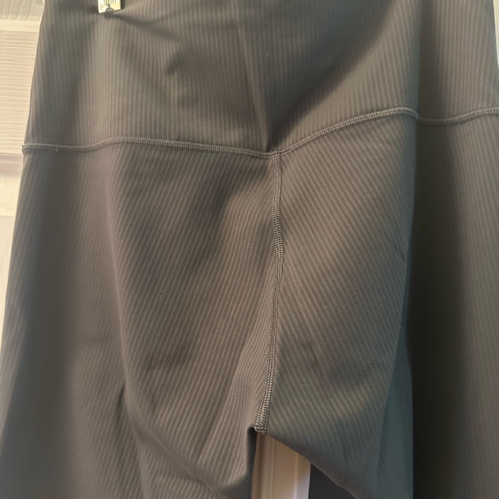 Lululemon dark grey striped leggings